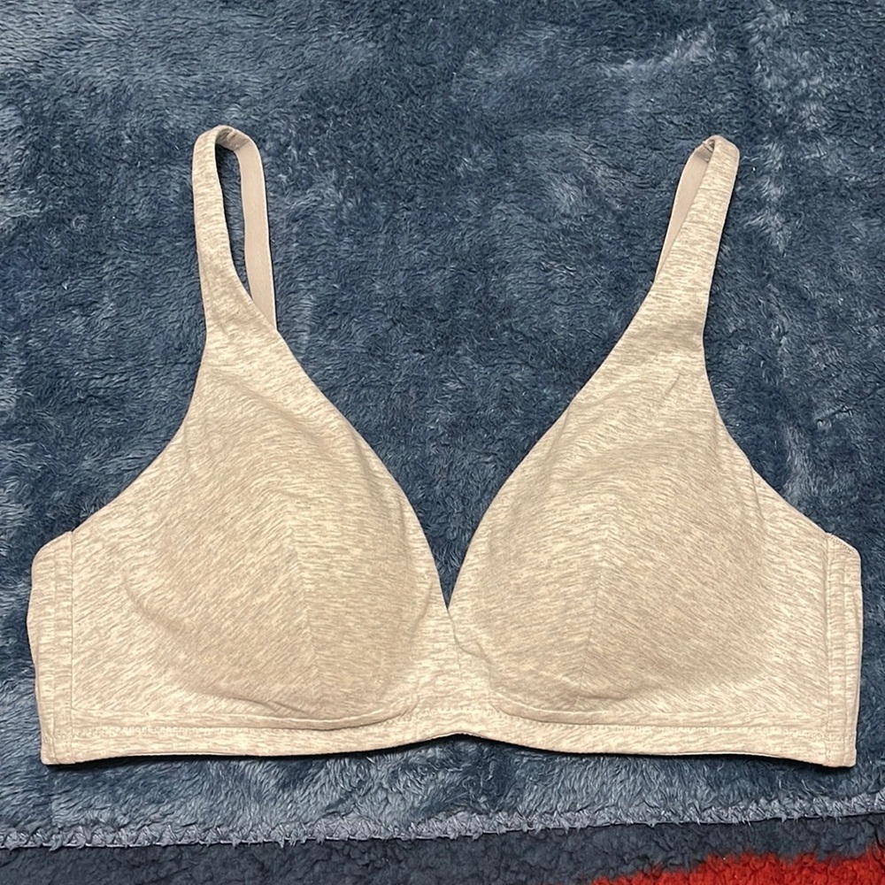 Understance brand new heather grey lightly padded triangle bra bralette 36B